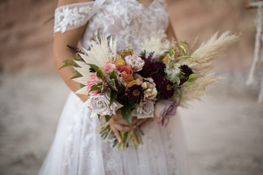 Wedding Trends 2020 | Aubrey Rae | pampas grass bouquet